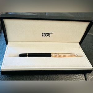 Mont Blanc Meisterstuck Classique Gold coated and Black resign designer pen.